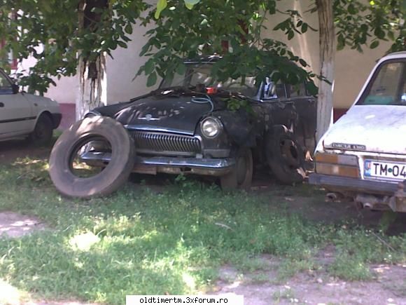 VAND Volga - masina este in denta la nr 235. nu am avut timp - VANZARI/CUMPARARI AUTO/MOTO