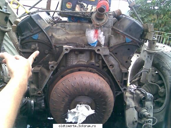 VAND motor V8 perfect functional - Am uitat sa precizez, ca are multe - VANZARI/CUMPARARI PIESE DE SCHIMB