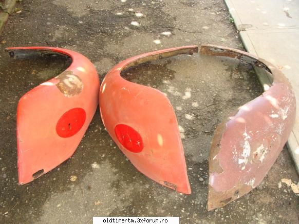 VAND urmatoarele de VW broscuta - aripi spate:50 lei perechea sau 60 lei - VANZARI/CUMPARARI PIESE DE SCHIMB