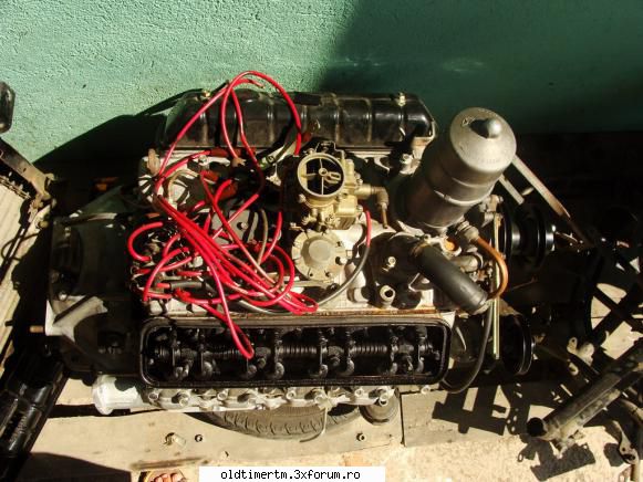 Volga M-21 V8 - Motorul este partial reconditionat in exterior - RESTAURARI
