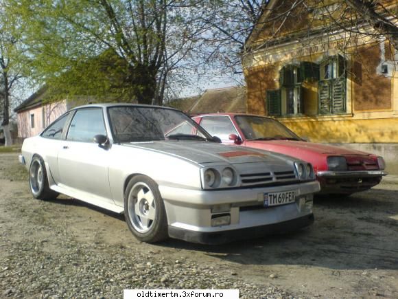 "colectia" noastra - Manta B. Din pacate nu mai arata asa.A suferit un - SA NE CUNOASTEM