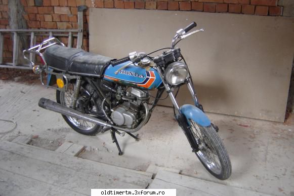 cumpar - asta e. am primit-o cand eram la liceu si am vrut - VANZARI/CUMPARARI AUTO/MOTO