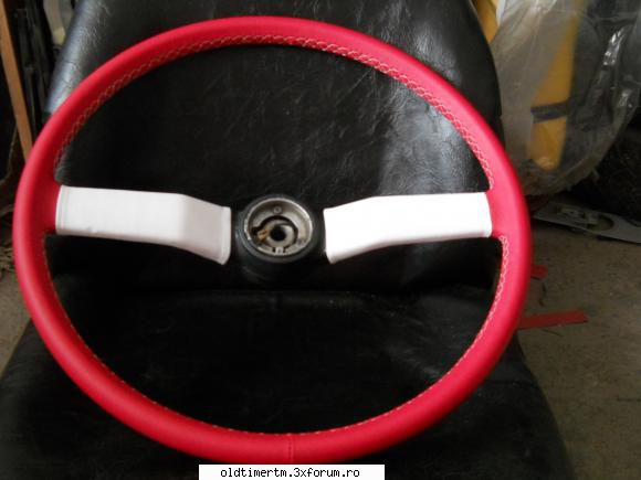 va salut pe toti - volan vw bus 1974 imbracat in piele executat - VANZARI/CUMPARARI DIVERSE